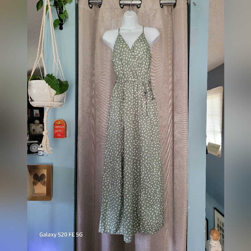 ⭐️SHEIN Long Green Printed Dress⭐️